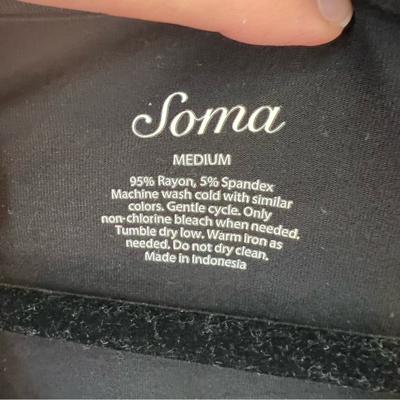 Soma Women's Black Super Soft Long Sleeve Tunic Top Shirt Neck Detail Medium - Picture 4 of 16